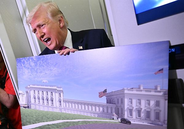 Trump Claims Halting $400 M. White House Ballroom Is Nat Security Risk