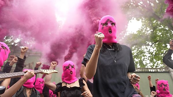 Russian Pavilion Accuses Pussy Riot of 'Self-Censorship'