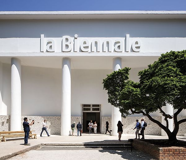 Иран и Venice Biennale: участие под вопросом — павильон, проект «Hulul» и неясные связи