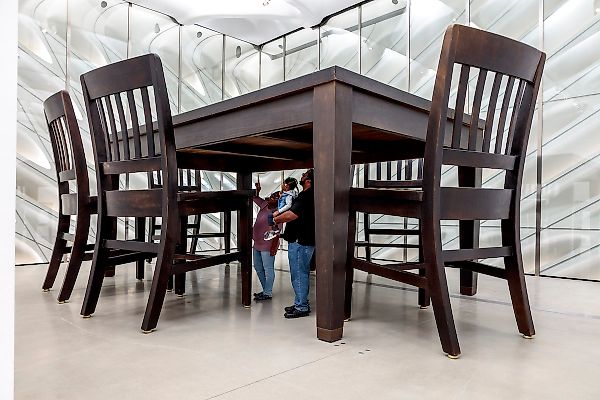 Наследие Robert Therrien покидает Gagosian и переходит к David Zwirner — начало новой главы 🗝️