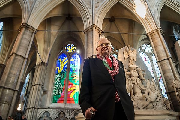 Только двое на похоронах David Hockney — тайна приватного прощания 🕯️