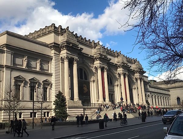 Бактерии, связанные с болезнью легионеров, найдены в The Met и Guggenheim — источник остаётся в тени