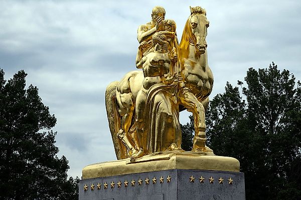 Regilded 'Arts of War' Statues Near Lincoln Memorial Revealed