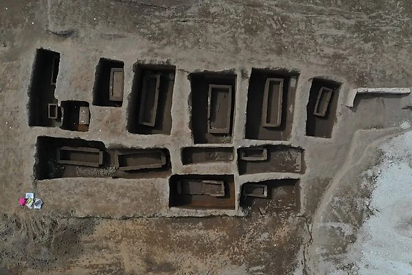 Под фабрикой Garofalo в Gragnano найден 2500‑летний некрополь — тайны древних связей