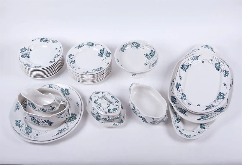 Фарфоровая посуда Русской имперской эпохи. Маркировка Кузнецов. 30 предметов