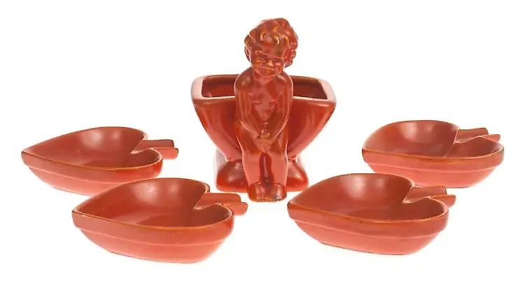 Фарфоровый сервиз 