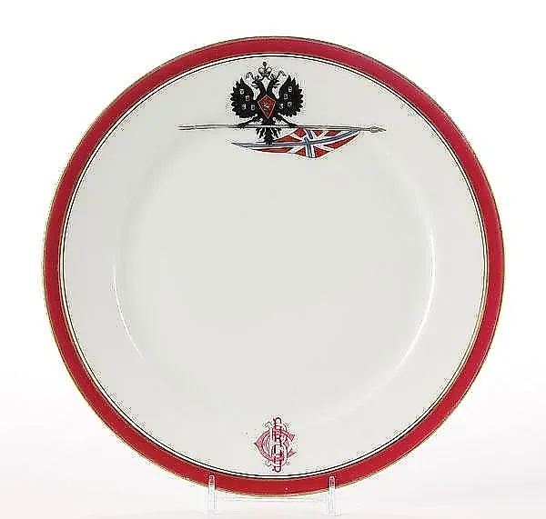 Фарфоровая тарелка Кузнецова, около 1900 года