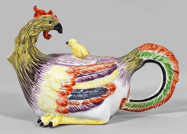 Фарфоровый заварочный чайник в виде петуха