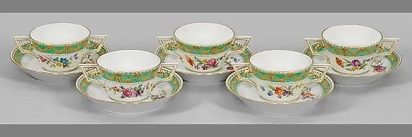 Пять супниц 