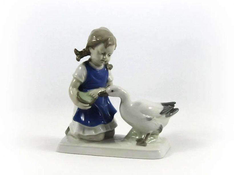 The girl and the goose