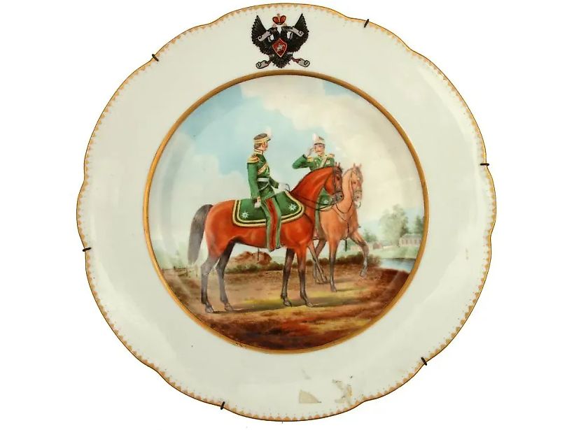 Русская фарфоровая тарелка с ручной росписью от Кузнецова