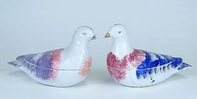 Фарфоровые шкатулки 