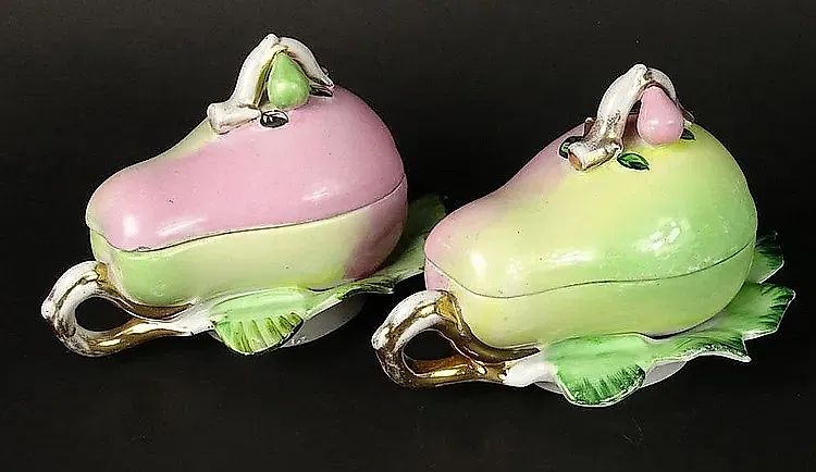 Antique porcelain boxes by M.S. Kuznetsov in the shape of a pear