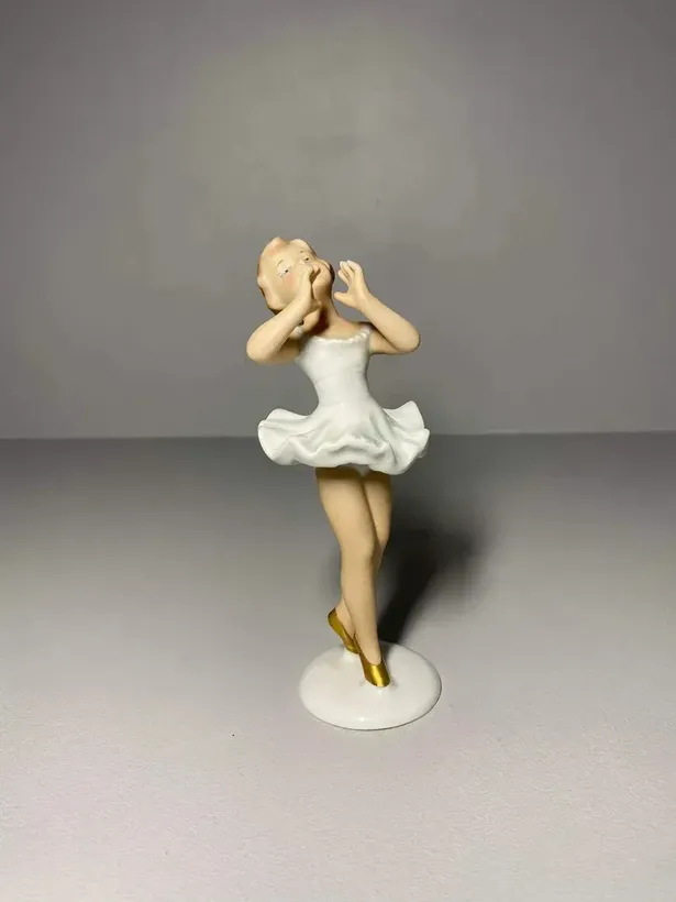 Ballerina figurine for a girl from the 1960s.