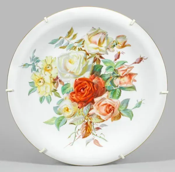 Large Meissen wall plate with floral painting.