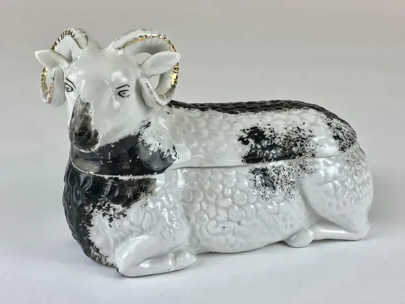 A Russian Kuznetsov Porcelain Ram Form Box