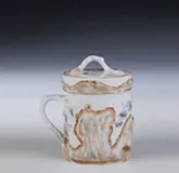 Декоративная чашка в виде пенька из фарфора, М.С. Кузнецов, Дулево, конец 19 века