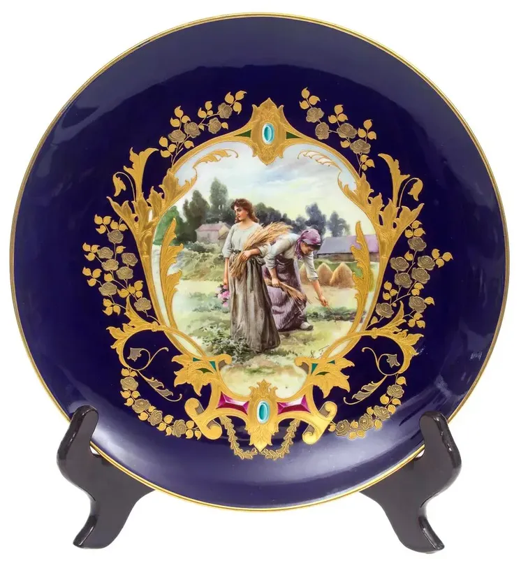 Kuznetsov decorative porcelain plate, Russia