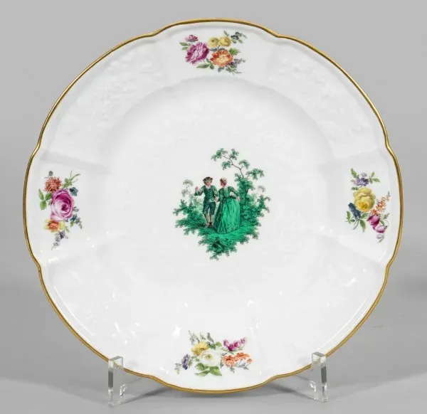 Wall plate with copper green Watteau painting.