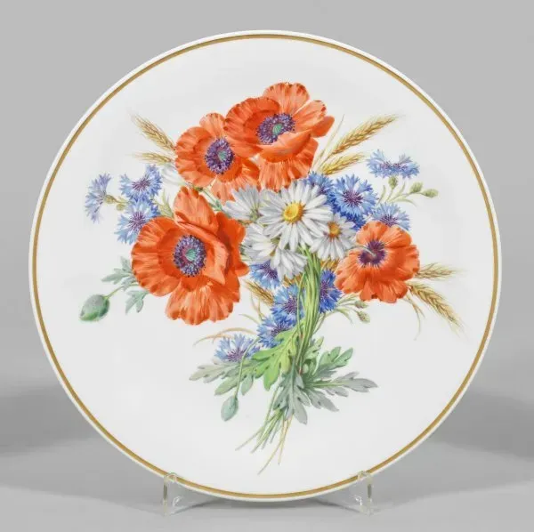 Large wall plate with a summery bouquet of flowers