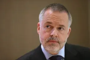 Директор Британского музея Хартвиг …