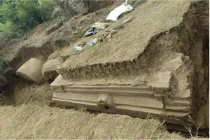 Находка водного дворца эпохи …