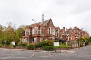 Camden Art Centre Получает …