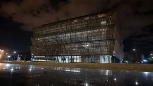 Удаление предметов из NMAAHC: …