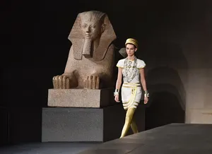 Chanel возвращается на подиум …