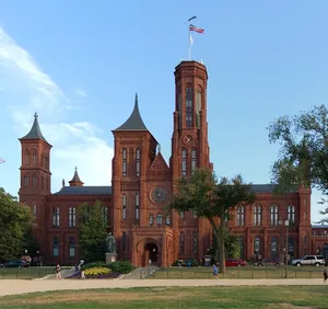 Смитсоновский институт убрал упоминание …