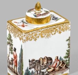 Meissen tea caddy with Teniers scenes