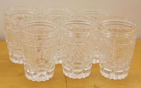 Set of crystal shot glasses (12 pieces).