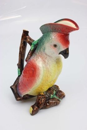 Kuznetsov faience jug "Parrot", Russian Empire