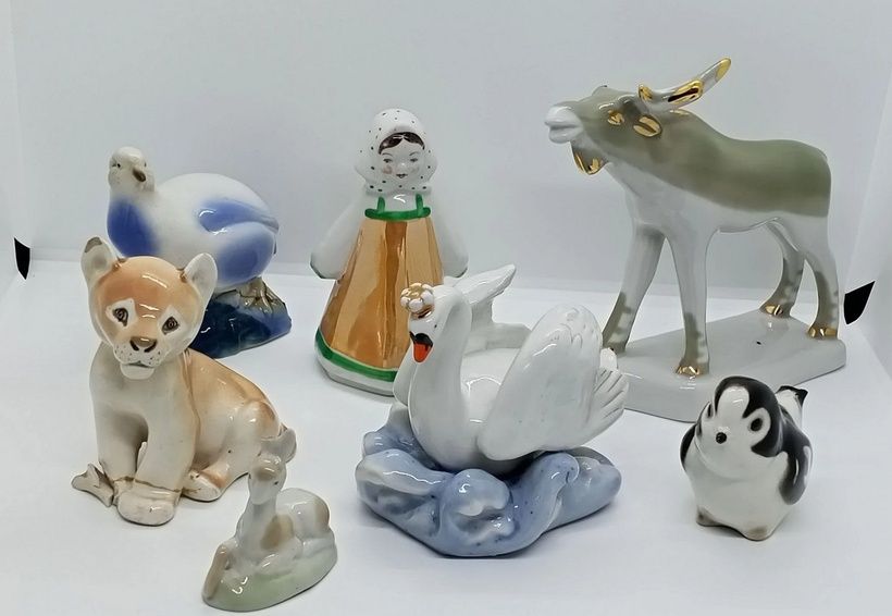 Porcelain figurines. For restoration!