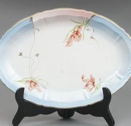 Faience serving plate "Flowers", Kuznetsov porcelain, Russia