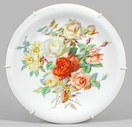 Large Meissen wall plate with floral painting.
