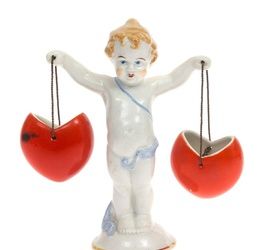 Kuznetsov porcelain figurine "Love or not"