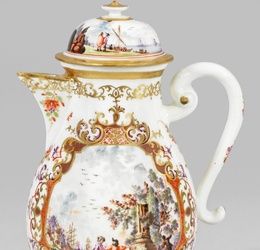 Magnificent Meissen coffee pot with merchant scenes