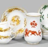 Eight mocha cups with the design "Rich Dragon"