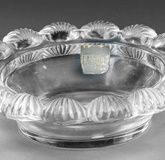Lalique bowl with shell decoration