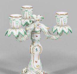 Table candelabra with flower decoration