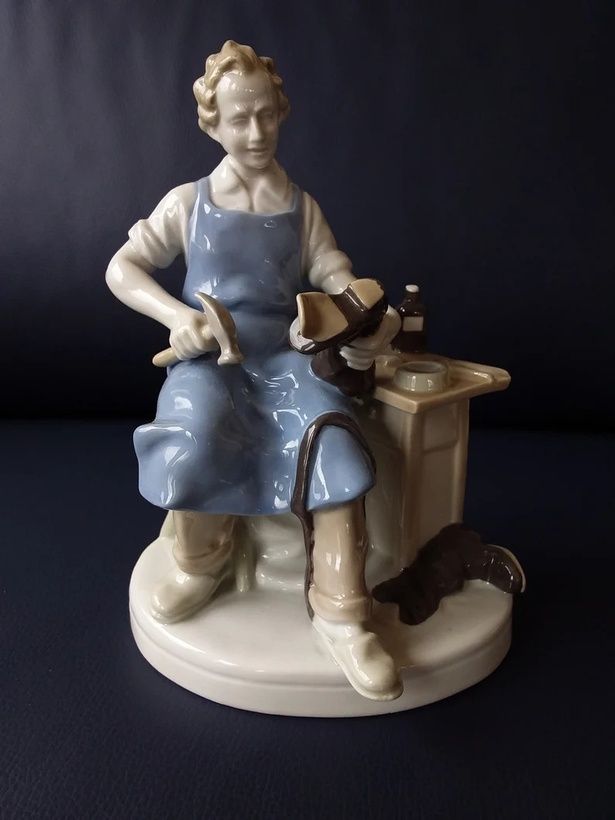 Porcelain figure of a cobbler
