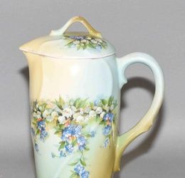 RUSSIAN MS KUZNETSOV HAND PAINTED PORCELAIN CREAMER - lidded creamer, floral and foliage decor, cream & green ground; mark on base, 8''H - Condition: Some wear to paint along edge