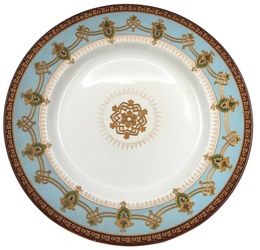 A RUSSIAN PORCELAIN CHARGER BY KUZNETSOV FACTORY