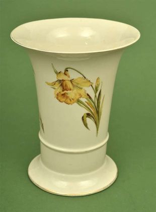 Kuznetsov's porcelain vase