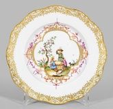 Decorative plate with Chinoiserie