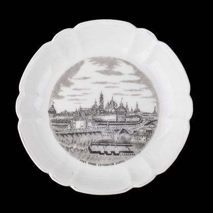 Kuznetsov factory porcelain plate