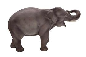 Редкая фигурка слона из фарфора от Эльмарса Ривосса для Кузнецова, Рига, 1937 год