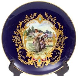 Kuznetsov decorative porcelain plate, Russia