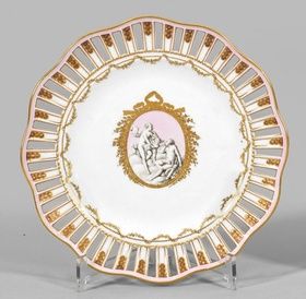 Императорская орнаментальная тарелка